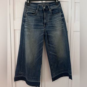 Cropped wide legged jeans